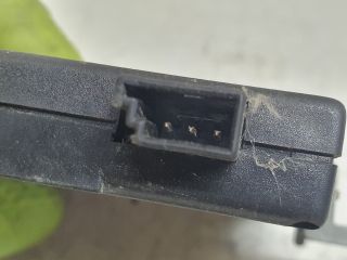 bontott BMW 3 E46 Antenna Erősítő