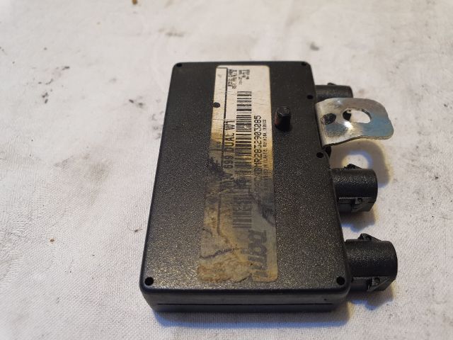 bontott BMW 3 E46 Antenna Erősítő