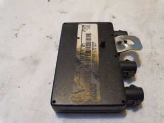 bontott BMW 3 E46 Antenna Erősítő