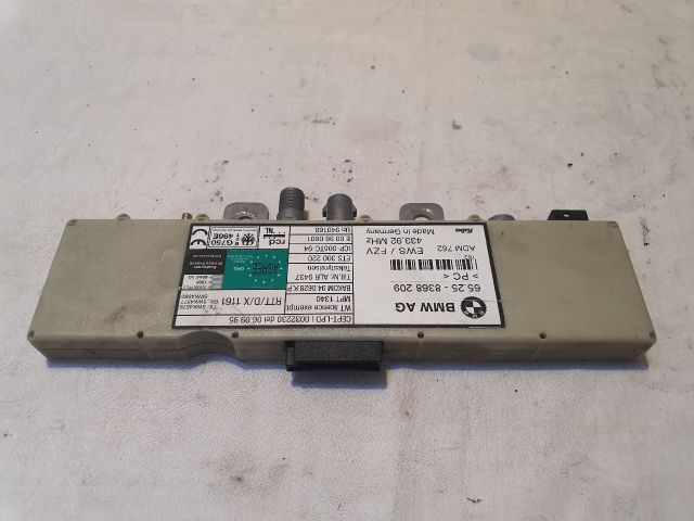 bontott BMW 3 E46 Antenna Erősítő