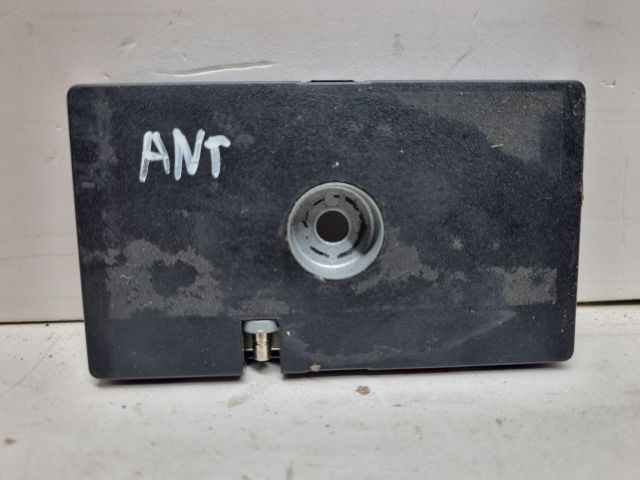 bontott BMW 3 E46 Antenna Erősítő