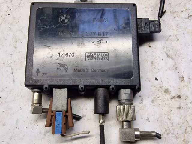 bontott BMW 3 E46 Antenna Erősítő