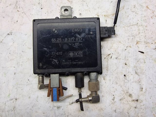 bontott BMW 3 E46 Antenna Erősítő
