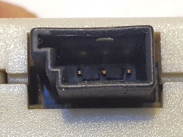 bontott BMW 3 E46 Antenna Erősítő