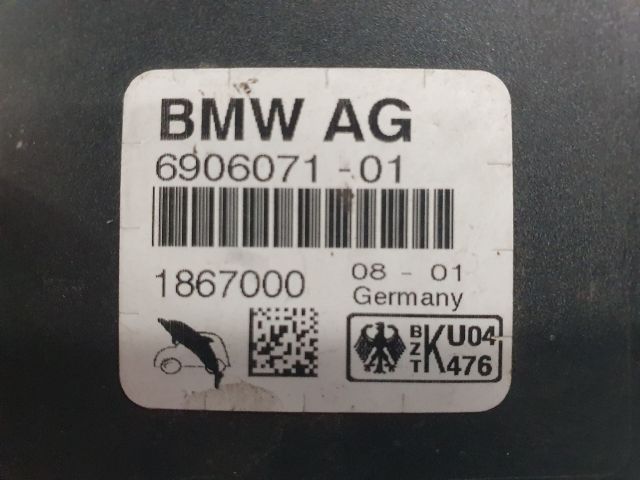 bontott BMW 3 E46 Antenna Erősítő