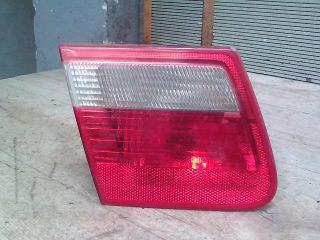 bontott BMW 3 E46 Bal Belső Hátsó Lámpa