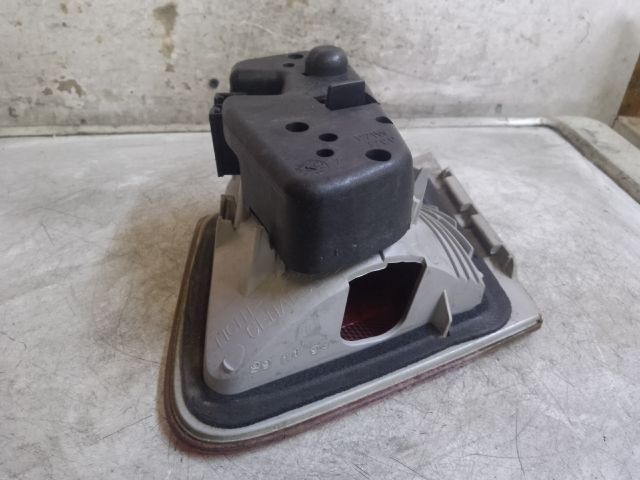 bontott BMW 3 E46 Bal Belső Hátsó Lámpa