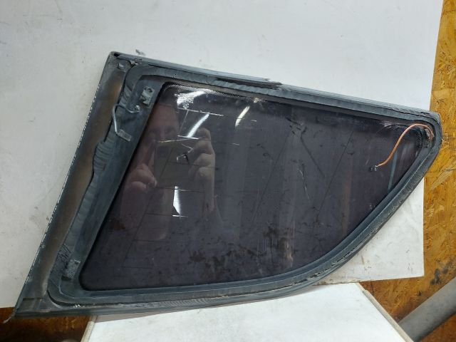 bontott BMW 3 E46 Bal C Oszlop Oldalablak Üveg