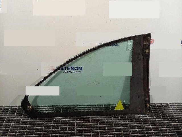 bontott BMW 3 E46 Bal C Oszlop