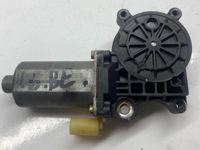 bontott BMW 3 E46 Bal első Ablakemelő Motor