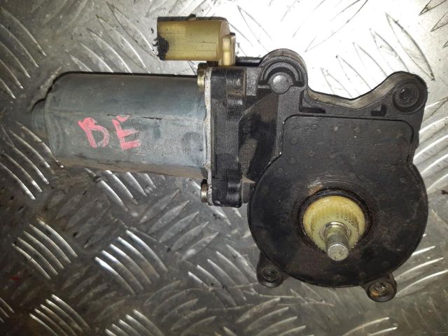 bontott BMW 3 E46 Bal első Ablakemelő Motor