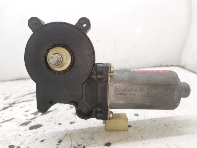 bontott BMW 3 E46 Bal első Ablakemelő Motor