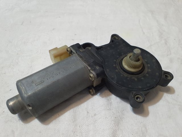bontott BMW 3 E46 Bal első Ablakemelő Motor