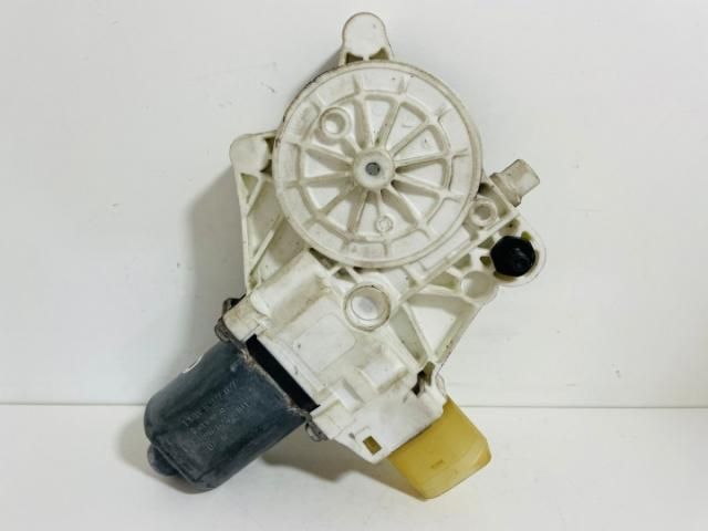 bontott BMW 3 E46 Bal első Ablakemelő Motor