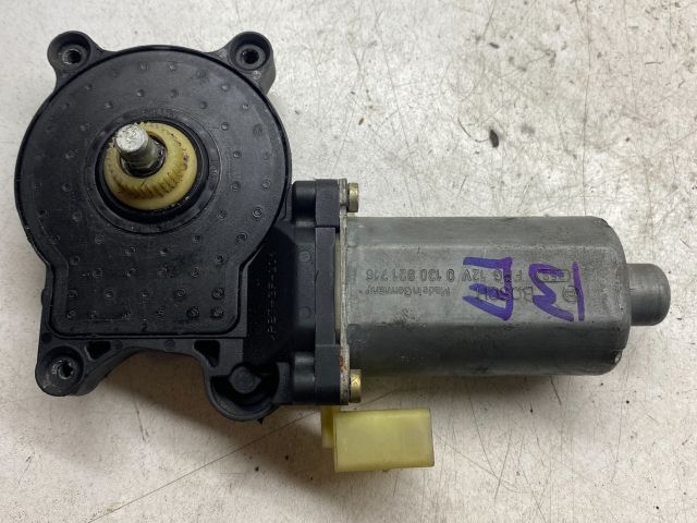 bontott BMW 3 E46 Bal első Ablakemelő Motor