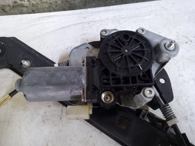 bontott BMW 3 E46 Bal első Ablakemelő Szerkezet (Elektromos)