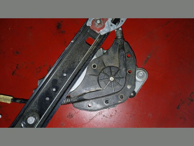 bontott BMW 3 E46 Bal első Ablakemelő Szerkezet (Elektromos)