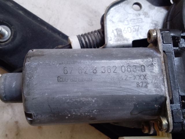 bontott BMW 3 E46 Bal első Ablakemelő Szerkezet (Elektromos)