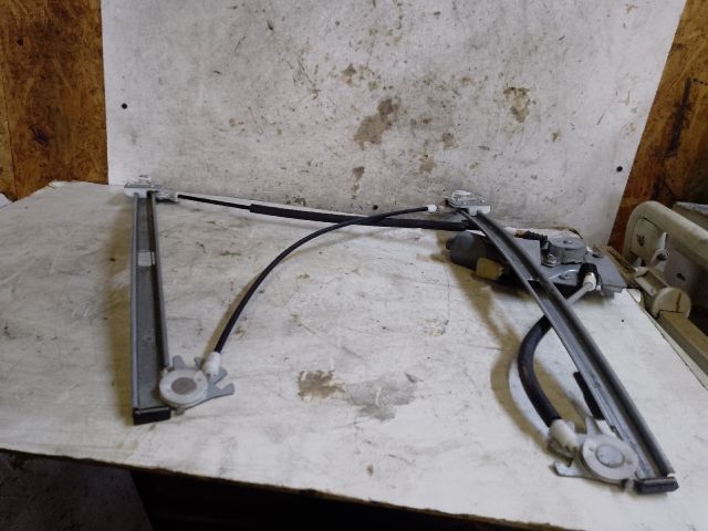 bontott BMW 3 E46 Bal első Ablakemelő Szerkezet (Elektromos)