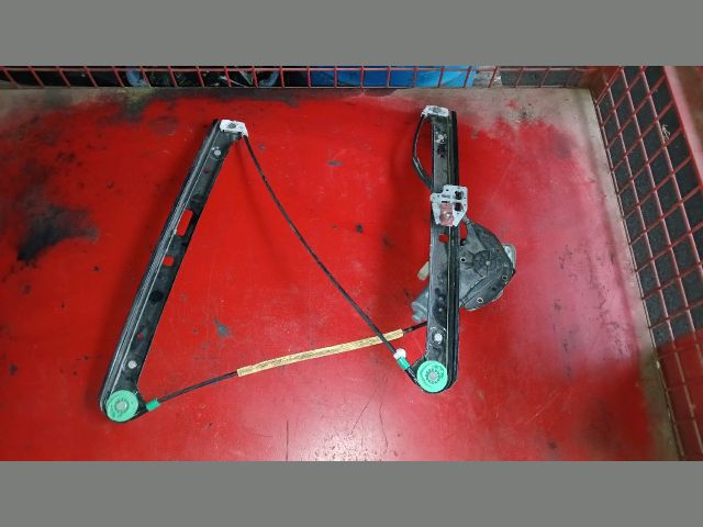 bontott BMW 3 E46 Bal első Ablakemelő Szerkezet (Elektromos)