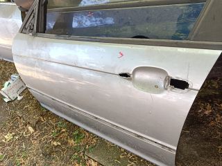 bontott BMW 3 E46 Bal első Ajtó (Részeivel)