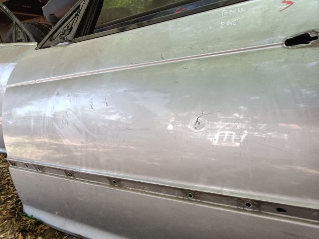 bontott BMW 3 E46 Bal első Ajtó (Részeivel)