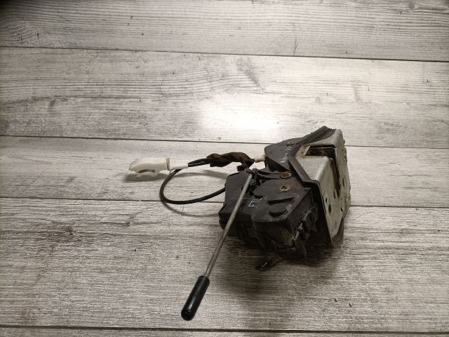 bontott BMW 3 E46 Bal első Ajtózár