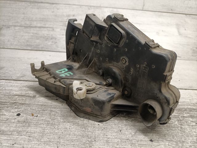 bontott BMW 3 E46 Bal első Ajtózár