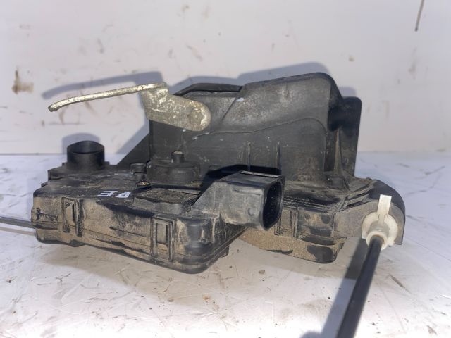 bontott BMW 3 E46 Bal első Ajtózár