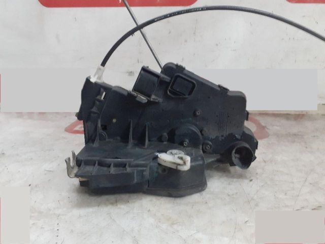 bontott BMW 3 E46 Bal első Ajtózár