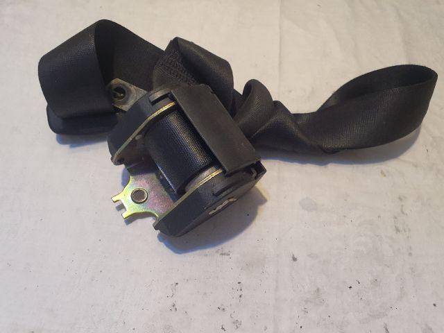 bontott BMW 3 E46 Bal első Biztonsági Öv