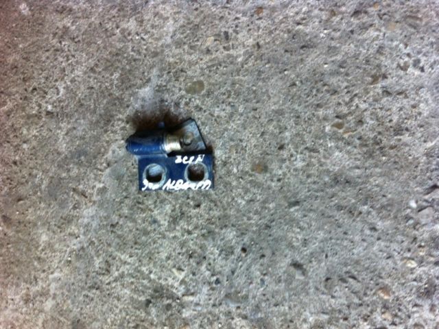 bontott BMW 3 E46 Bal első Felső Zsanér