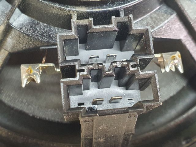 bontott BMW 3 E46 Bal első Hangszóró