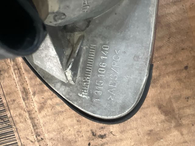 bontott BMW 3 E46 Bal első Irányjelző