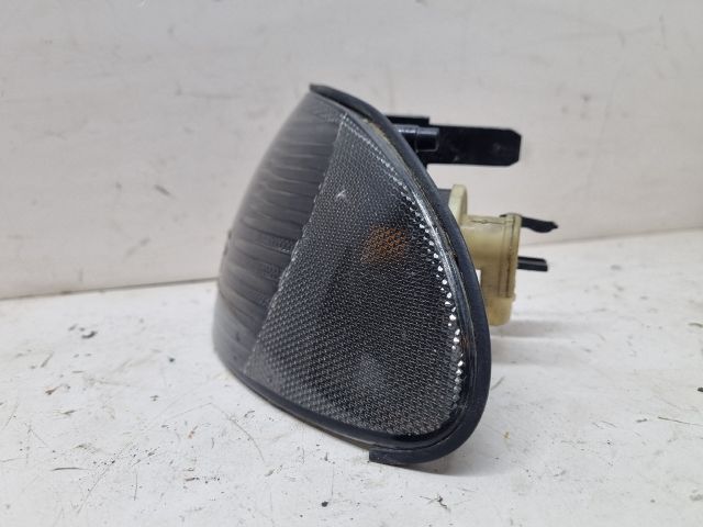 bontott BMW 3 E46 Bal első Irányjelző