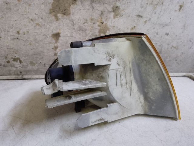 bontott BMW 3 E46 Bal első Irányjelző