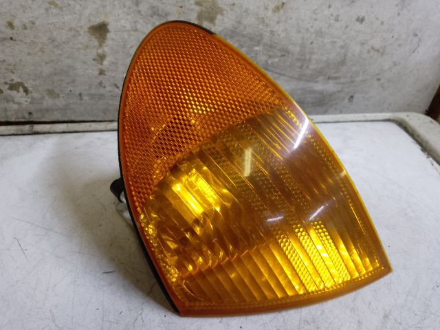 bontott BMW 3 E46 Bal első Irányjelző