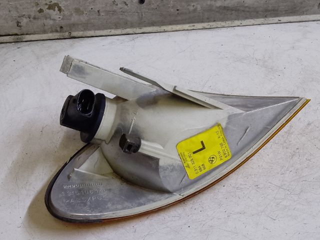 bontott BMW 3 E46 Bal első Irányjelző