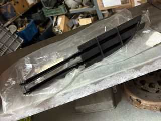 bontott BMW 3 E46 Bal első Lökhárító Sarok