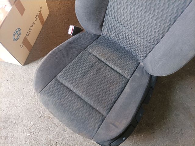 bontott BMW 3 E46 Bal első Ülés