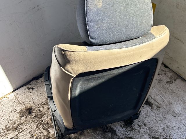 bontott BMW 3 E46 Bal első Ülés