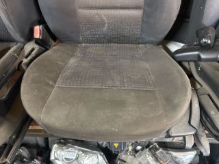 bontott BMW 3 E46 Bal első Ülés