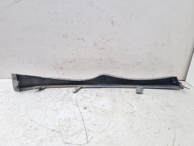 bontott BMW 3 E46 Bal Fényszóró Bajusz Díszléc