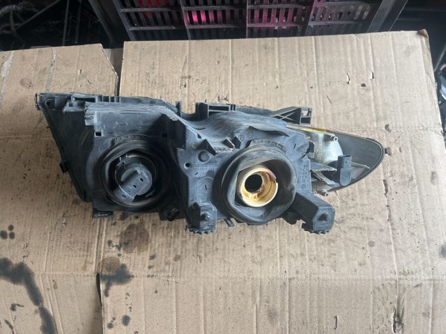 bontott BMW 3 E46 Bal Fényszóró