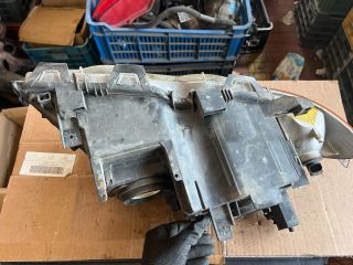 bontott BMW 3 E46 Bal Fényszóró