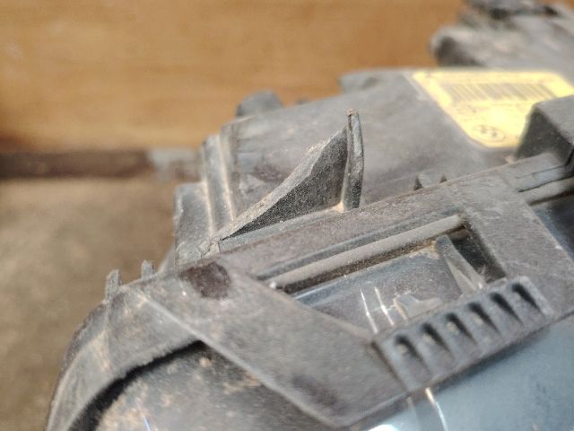 bontott BMW 3 E46 Bal Fényszóró