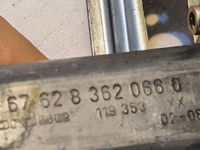 bontott BMW 3 E46 Bal hátsó Ablakemelő Szerkezet (Elektromos)