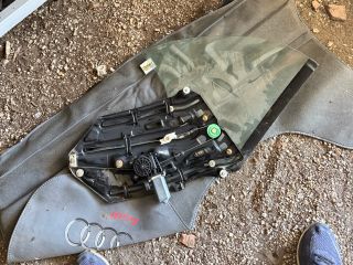 bontott BMW 3 E46 Bal hátsó Ablakemelő Szerkezet (Elektromos)