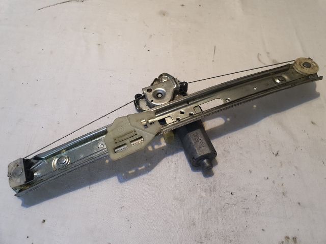 bontott BMW 3 E46 Bal hátsó Ablakemelő Szerkezet (Elektromos)