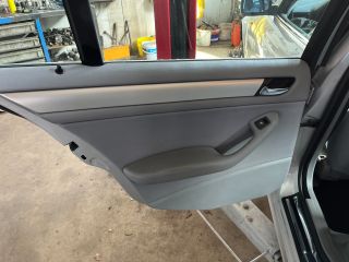bontott BMW 3 E46 Bal hátsó Ajtó Kárpit